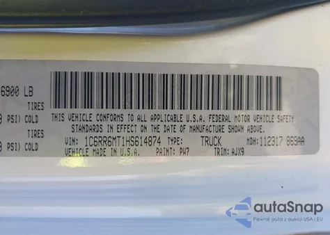 2017 Ram 1500 Night 4X2 5'7 Box z USA, uszkodzony, nr VIN 1C6RR6MT1HS614874